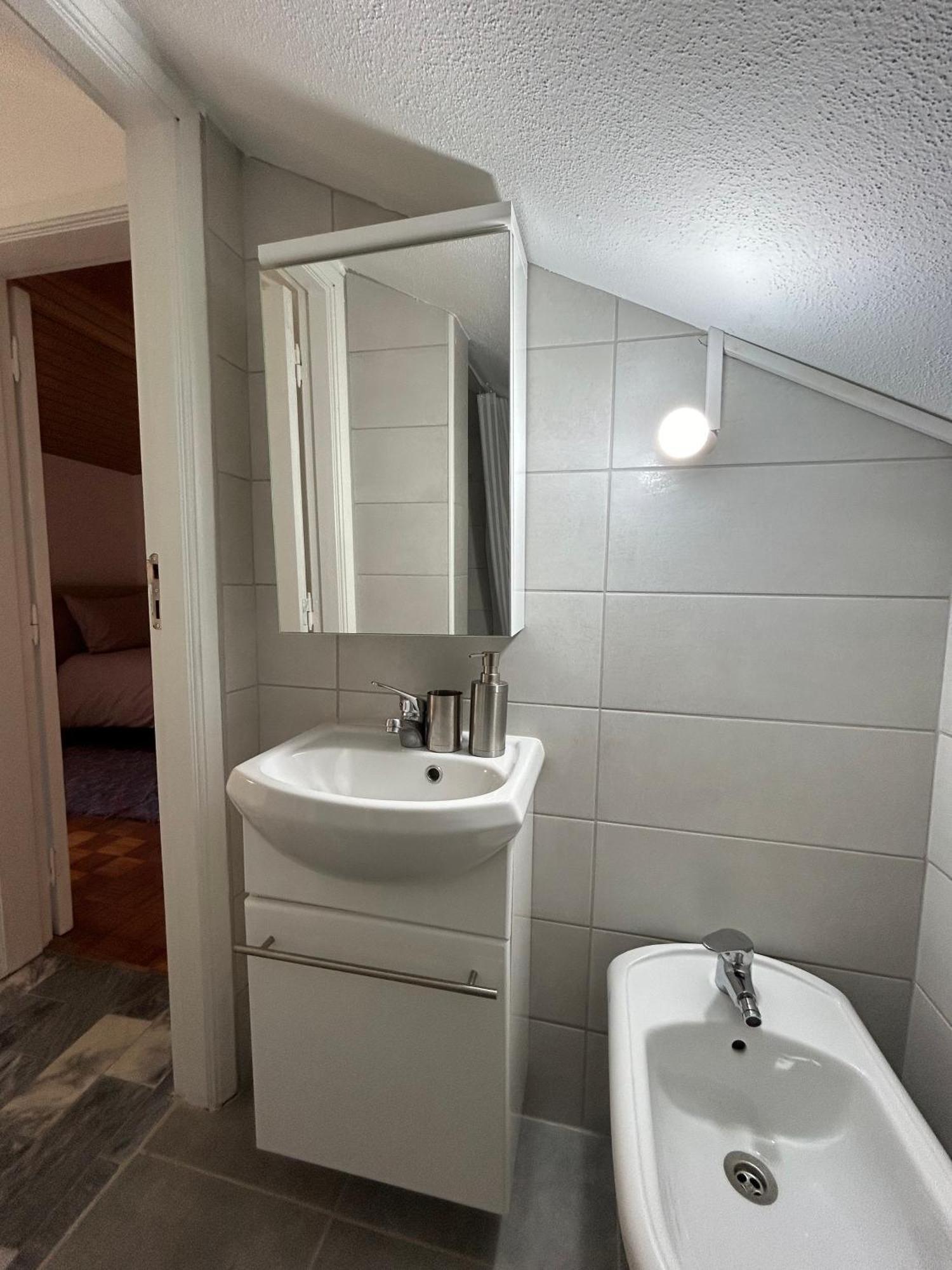 A Casa Da Tia Julia Apartment Олейрос Екстериор снимка